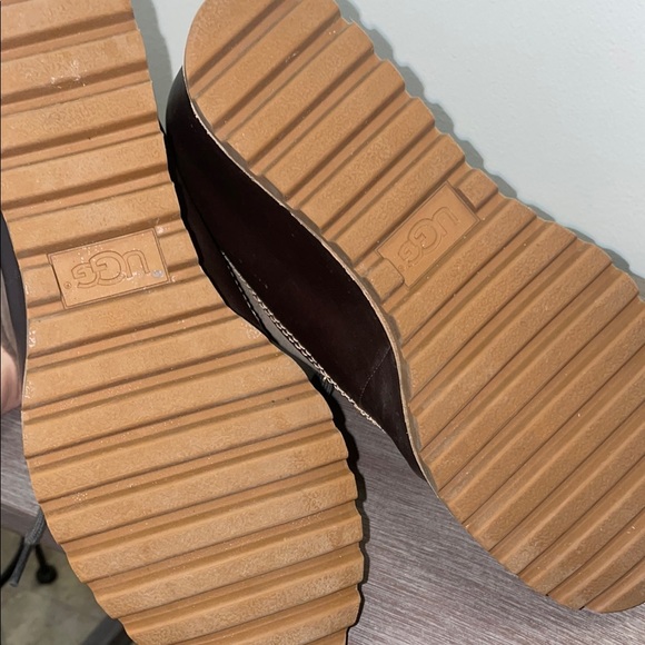 UGG Alasdair Boot - Picture 6 of 6